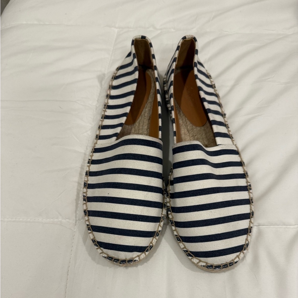 J. Crew Striped Espadrilles Flats Pull On White Blue Size 10 Coastal summer - Picture 3 of 9